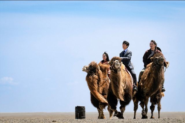 日曜劇場「VIVANT」初回場面写真（8枚目）