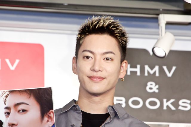 三山凌輝、1st写真集「Gaze」会見に笑顔で登壇！（10枚目）