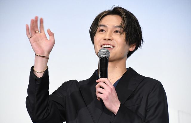 福本莉子＆松田元太らキャスト集結！『君が落とした青空』公開記念舞台あいさつ（15枚目）