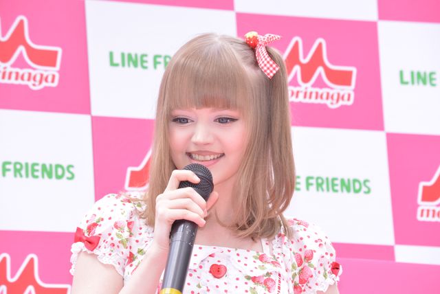 藤岡弘隊長、リアルバービーの可愛さに骨抜き!?　画像ギャラリー（14枚目）