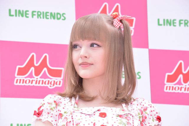 藤岡弘隊長、リアルバービーの可愛さに骨抜き!?　画像ギャラリー（16枚目）