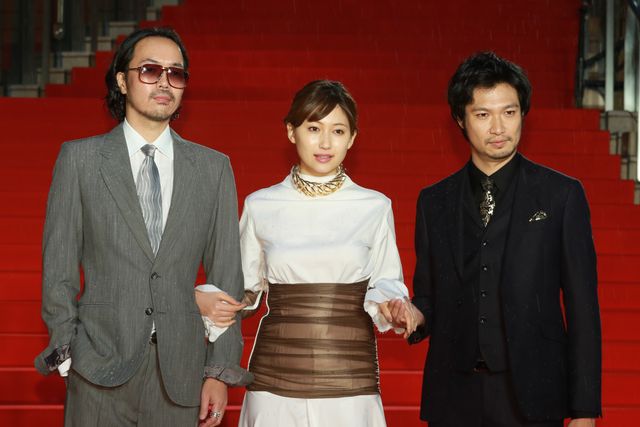 佐々木希のふ、太もも……!!東京国際映画祭レッドカーペットフォトギャラリー3（21枚目）