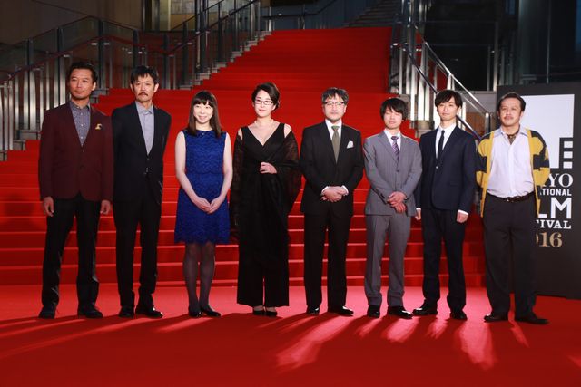 佐々木希のふ、太もも……!!東京国際映画祭レッドカーペットフォトギャラリー3（25枚目）