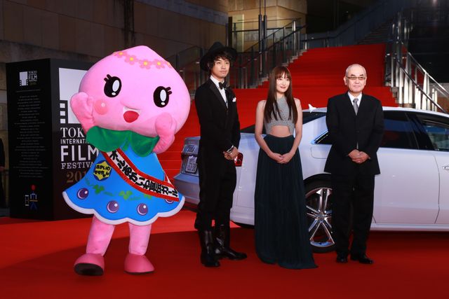 佐々木希のふ、太もも……!!東京国際映画祭レッドカーペットフォトギャラリー3（26枚目）