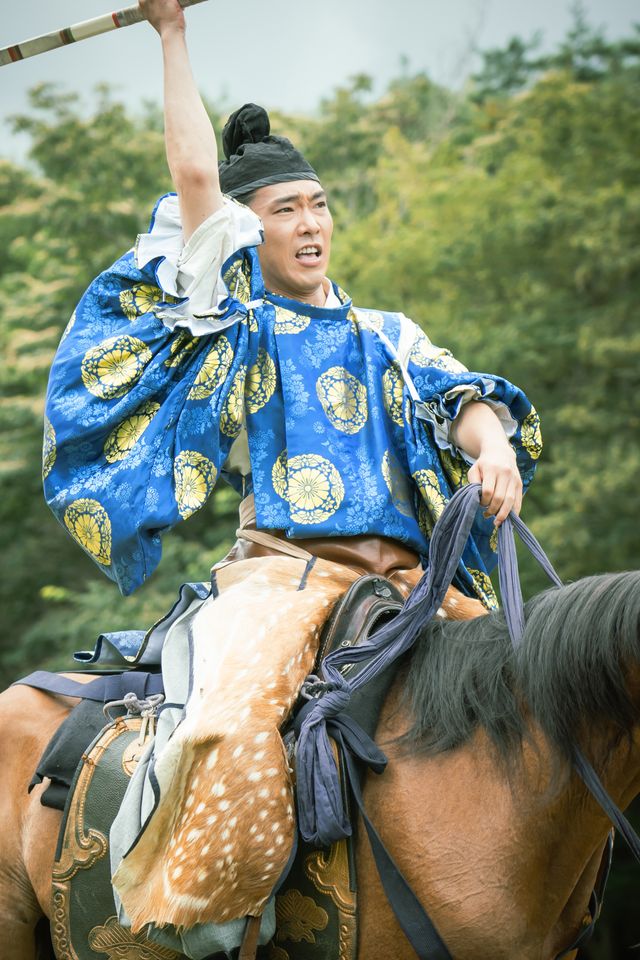 「光る君へ」藤原道長の勇姿！打毬シーンロケ写真（2枚目）