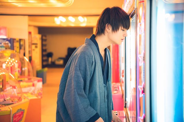 佐野勇斗と温泉旅行気分！カレンダー表紙＆収録カット＜全4枚＞（4枚目）