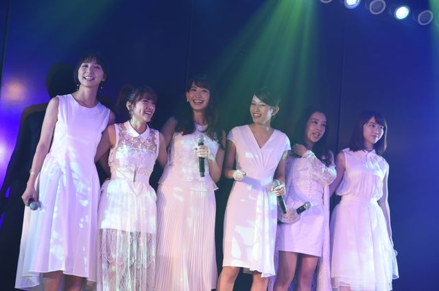 前田敦子、大島優子、篠田麻里子、板野友美…卒業メンバーも大集結！AKB48劇場10周年記念特別公演フォトギャラリー（10枚目）