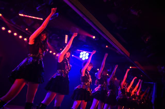 前田敦子、大島優子、篠田麻里子、板野友美…卒業メンバーも大集結！AKB48劇場10周年記念特別公演フォトギャラリー（19枚目）