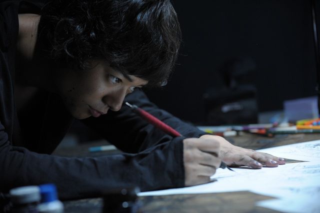 佐藤健＆神木隆之介がジャンプ編集部へ！『バクマン。』フォトギャラリー（4枚目）