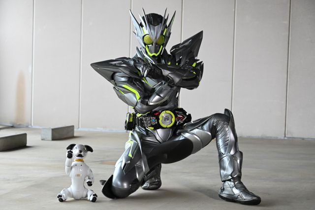 かわいい！仮面ライダーゼロワンとaiboがコラボ！（2枚目）