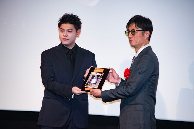 『国宝』李相日監督、BE:FIRST・LEOら「第1回映画館大賞」授賞式登壇！（3枚目）