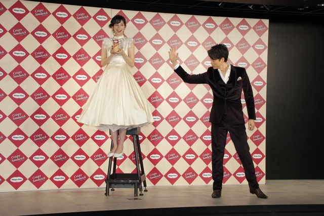 中条あやみ、白レースのドレス姿が美しい！ハーゲンダッツ新CM発表会（6枚目）