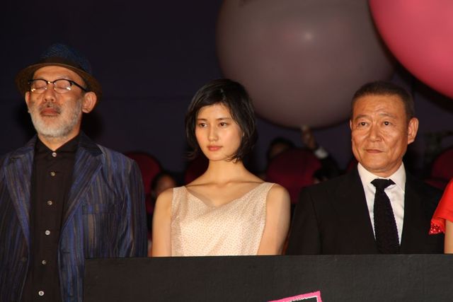 中谷＆橋本＆小松の美人女優陣が登壇！『渇き。』完成披露試写会フォトギャラリー（9枚目）