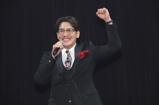 「龍が如く8」長谷川博己＆安田顕＆成田凌らがファンに神対応！レッドカーペットセレモニー＆完成披露会（9枚目）