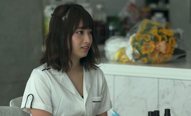 日本一かわいい女子高生 が密会キスを告発される テラハ で衝撃の事件 シネマトゥデイ