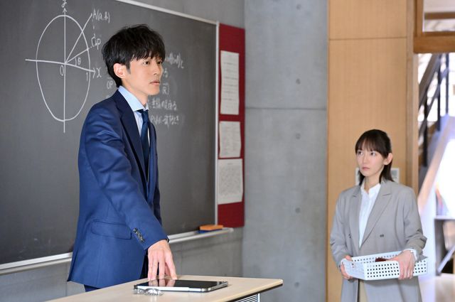 松坂桃李主演・日曜劇場「御上先生」第1話場面写真（34枚目）