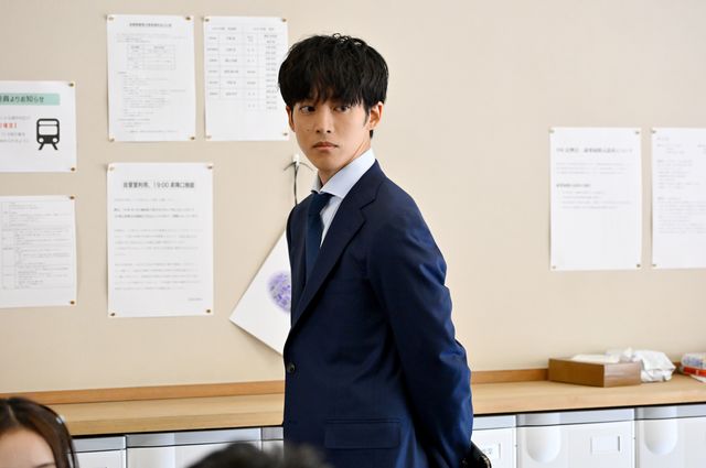松坂桃李主演・日曜劇場「御上先生」第1話場面写真（48枚目）