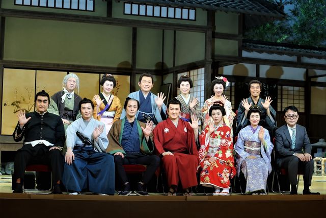 松岡茉優が幕末女子に！三谷幸喜の新作舞台：フォトギャラリー