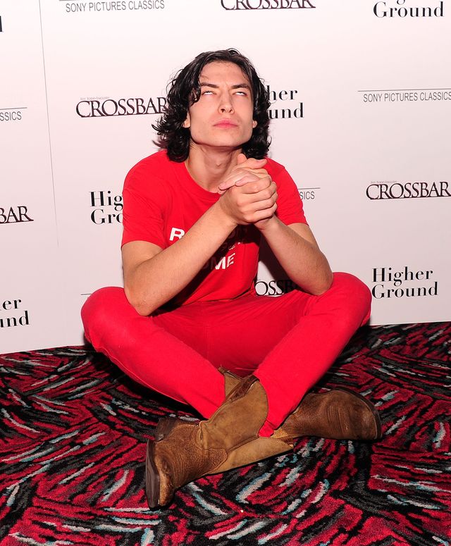 エズラ・ミラーの10年！成長の軌跡（8枚目）