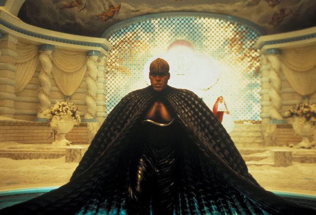 石岡瑛子さんが手掛けた衣装『ドラキュラ』『ザ・セル』『白雪姫と鏡の女王』など:フォトギャラリー