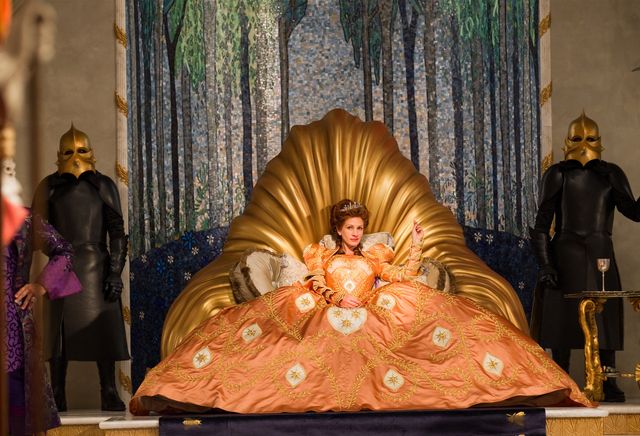 石岡瑛子さんが手掛けた衣装『ドラキュラ』『ザ・セル』『白雪姫と鏡の女王』など（8枚目）