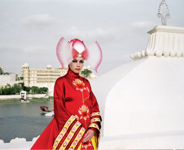 石岡瑛子さんが手掛けた衣装『ドラキュラ』『ザ・セル』『白雪姫と鏡の女王』など（11枚目）