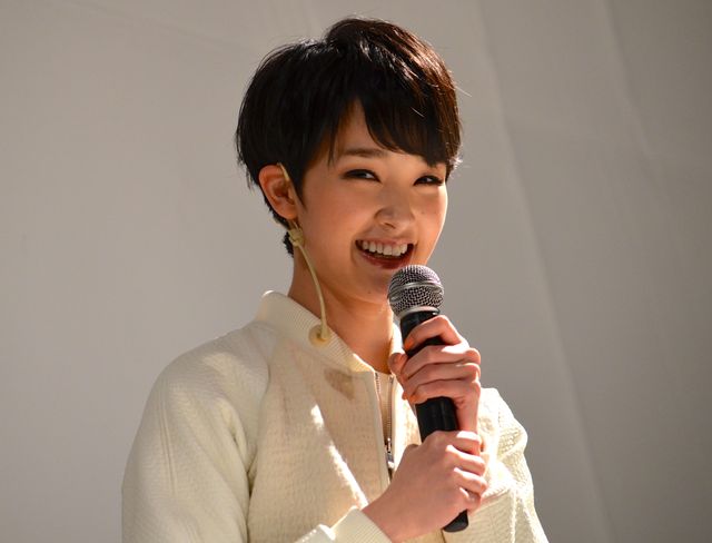 剛力彩芽が地元・神奈川県で凱旋ライブ！フォトギャラリー（11枚目）