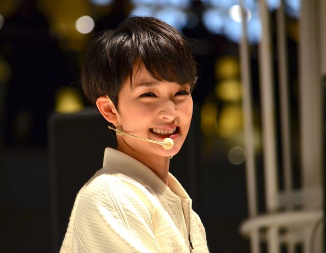 剛力彩芽が地元・神奈川県で凱旋ライブ！フォトギャラリー（21枚目）