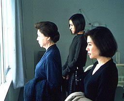 鏡の女たち (2002)