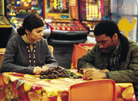 映画『堕天使のパスポート』の画像（4枚目）