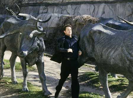 映画『エリザベス・ハーレーの明るい離婚計画』の画像（4枚目）