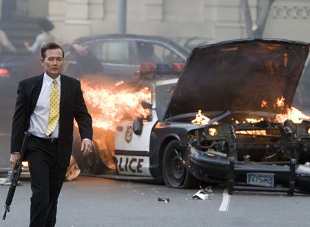 映画『ネバー・サレンダー/肉弾凶器』の画像（2枚目）