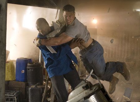 映画『ネバー・サレンダー/肉弾凶器』の画像（5枚目）