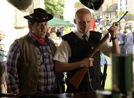 映画『ホット・ファズ　俺たちスーパーポリスメン！』の画像（4枚目）