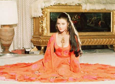 映画『007／死ぬのは奴らだ』の画像（2枚目）