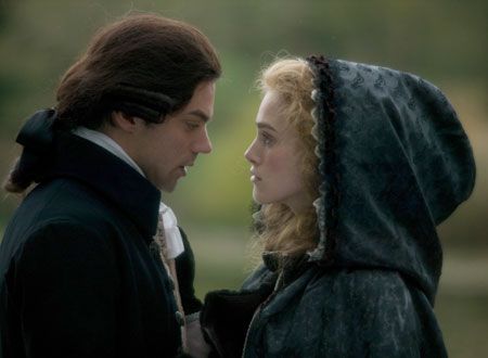 映画『ある公爵夫人の生涯』の画像（2枚目）