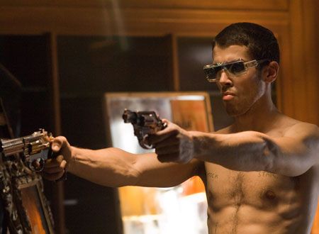 映画『ロックンローラ』の画像（5枚目）