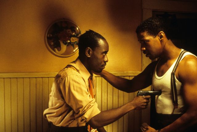 映画『青いドレスの女』の画像（3枚目）