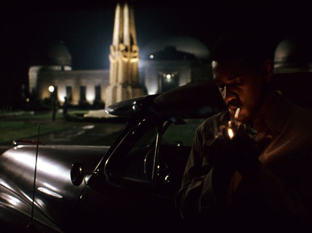 映画『青いドレスの女』の画像（5枚目）