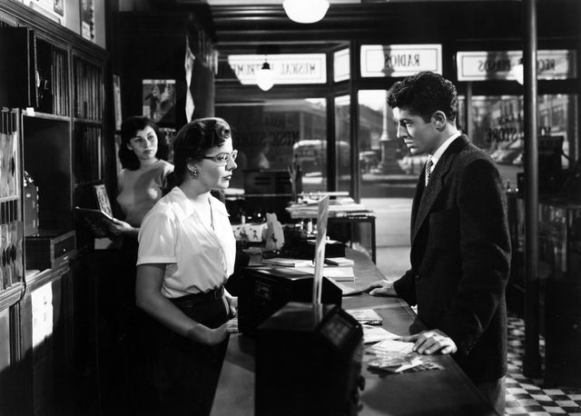 映画『見知らぬ乗客』の画像（5枚目）