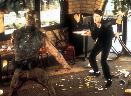 映画『悪魔の毒々モンスター』の画像（8枚目）