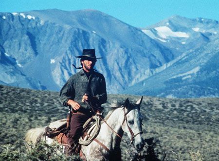 映画『荒野のストレンジャー』の画像（2枚目）