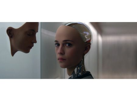 映画『エクス・マキナ』の画像（4枚目）