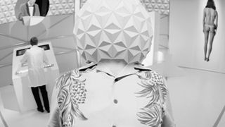 エスケイプ・フロム・トゥモロー