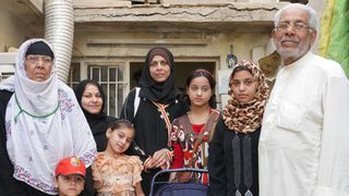 イラク　チグリスに浮かぶ平和