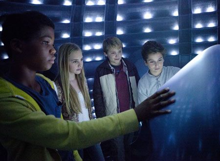 映画『アース・トゥ・エコー』の画像（5枚目）