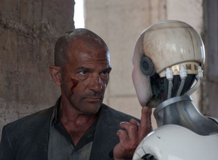 映画『オートマタ』の画像（4枚目）