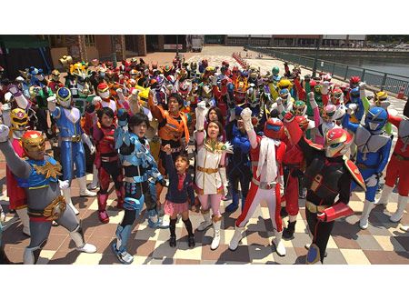 日本ローカルヒーロー大決戦 15 あらすじ 動画など作品情報 シネマトゥデイ