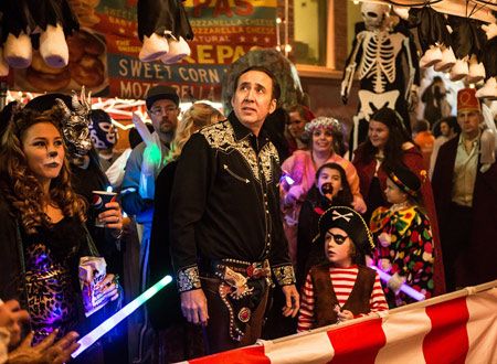 ハロウィンの夜に子供をさらう悪霊とニコラス ケイジが対決 ペイ ザ ゴースト ハロウィンの生贄 の映画短評 なかざわひでゆき シネマトゥデイ