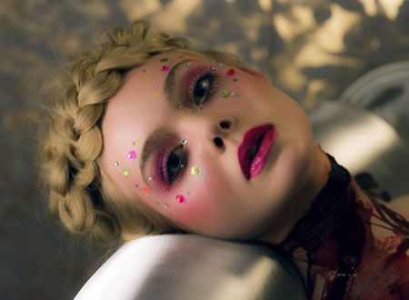 映画『ネオン・デーモン』の画像（4枚目）